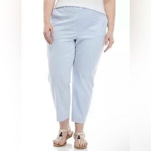 Crown & Ivy Charlotte Seersucker Cropped Pants